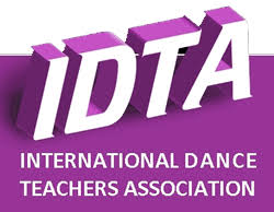 Λογότυπο International Dance Teachers Association (IDTA)